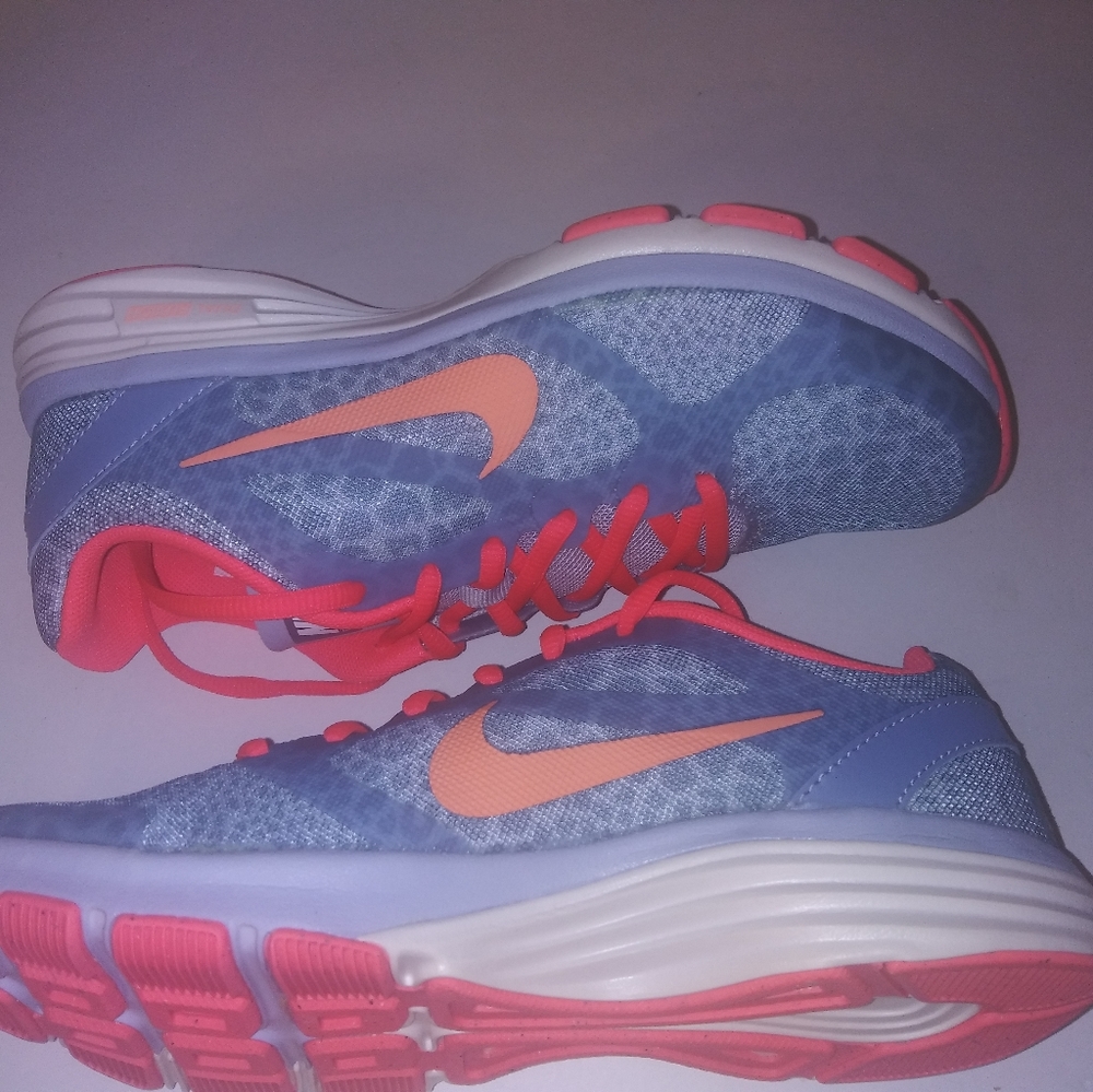 Nike Dual Fusion